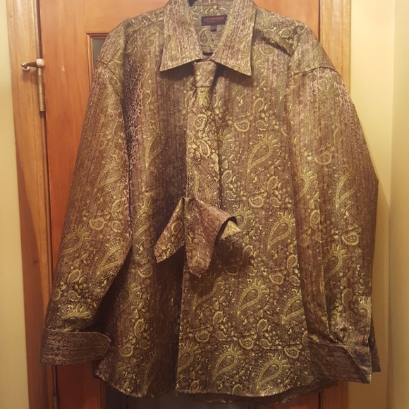 Leonardi Italy Other - Leonardi Italy Shirt & Tie w/Hanky